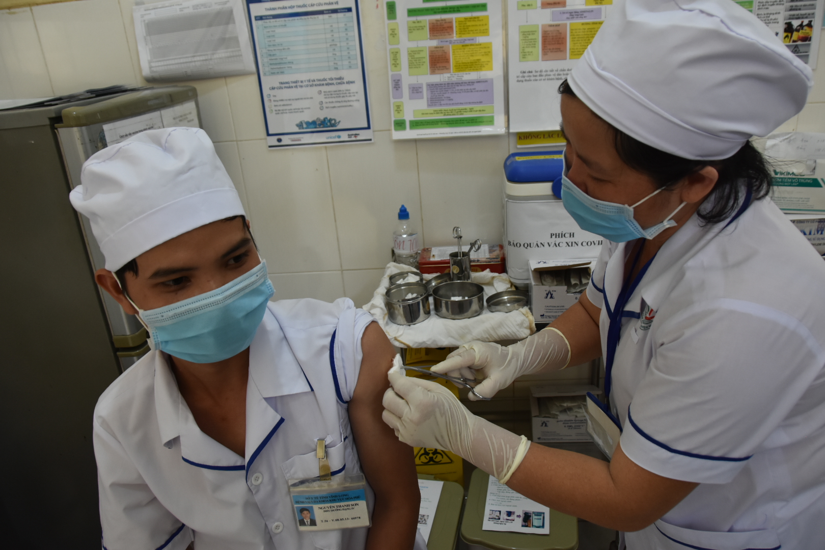 Hơn 1 triệu liều vaccine ngừa COVID-19 đã được tiêm trong cả nước